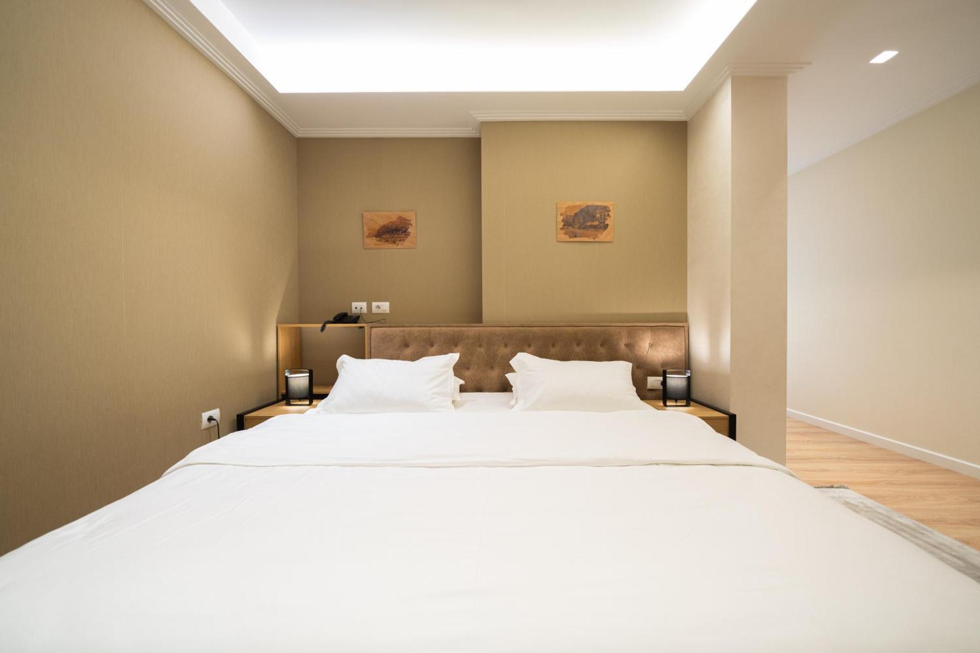 Merko Hotel Berat Eksteriør bilde