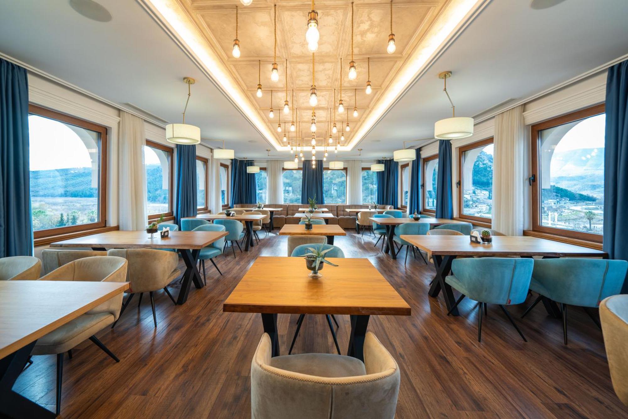 Merko Hotel Berat Eksteriør bilde